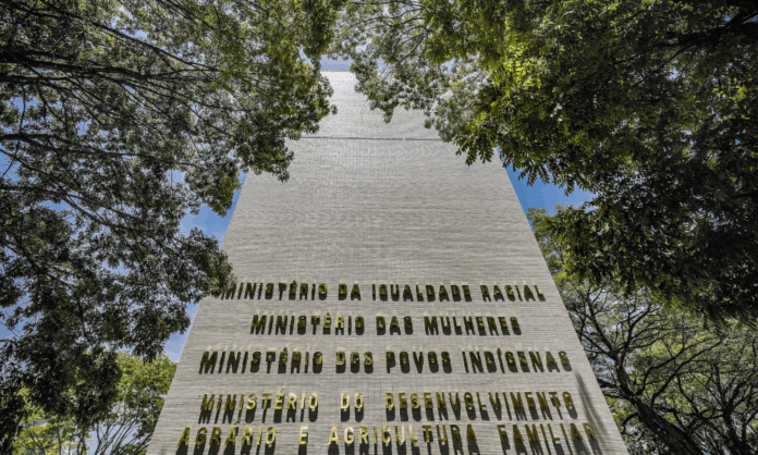 explosao-no-ministerio-da-igualdade-racial-deixa-vitima-em-estado-grave