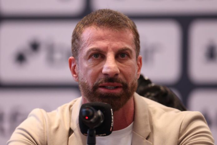 vasco:-organizada-vai-ao-ct-e-cobra-mudanca-na-reta-final-da-temporada