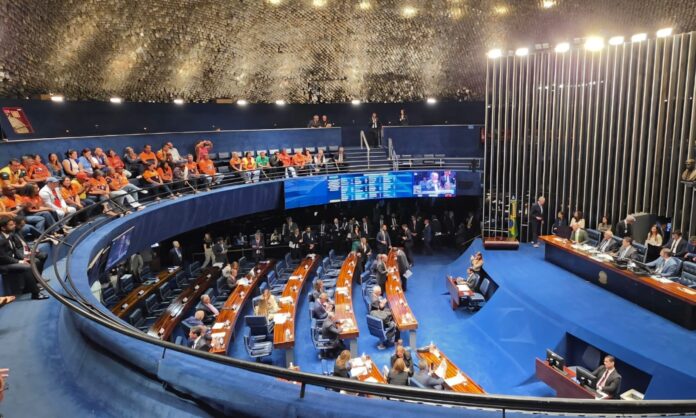 senado-aprova-projeto-que-garante-aposentadoria-especial-para-agentes-comunitarios-de-saude-e-de-endemias