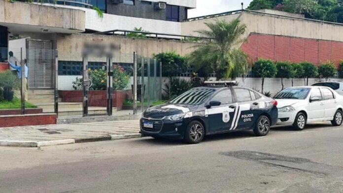 policia-apreende-documentos-em-residencia-de-cartoraria-afastada-em-feira-de-santana-durante-operacao