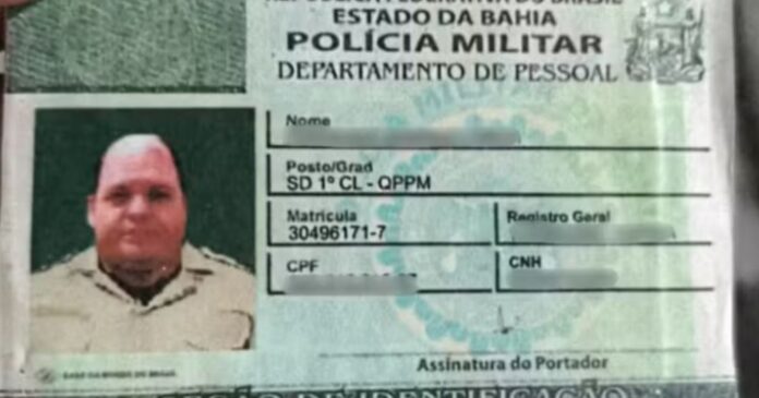homem-e-preso-apos-se-passar-por-policial-e-apresentar-documento-falso-em-lauro-de-freitas