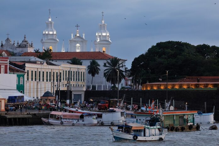 belem:-passagem-aerea-tem-alta-e-hospedagem-dispara-durante-a-cop30