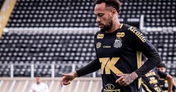 neymar-treina-com-grupo-do-santos-apos-diagnostico-de-lesao-no-menisco