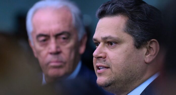 governo-segura-envio-de-mensagem-ao-senado-com-indicacao-de-messias-e-tenta-convencer-otto-alencar-a-adiar-a-sabatina