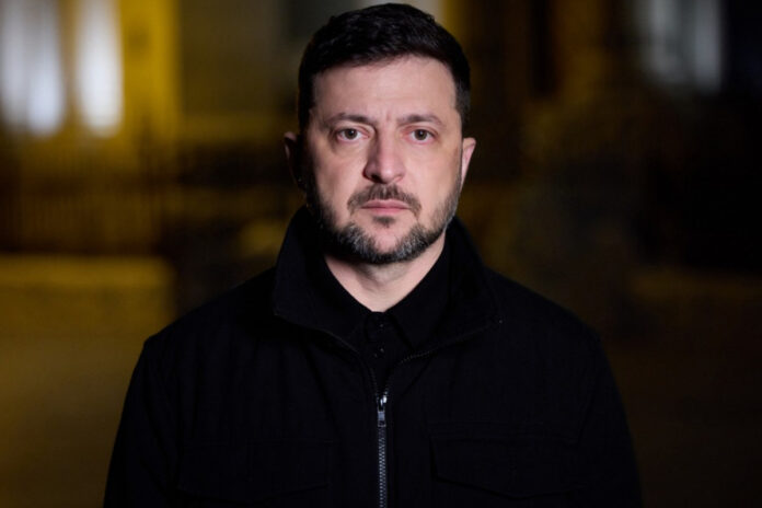 zelensky-diz-que-eua-e-ucrania-seguem-ajustando-plano-de-paz