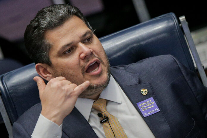 alcolumbre-diz-que-senado-votara-pl-antifaccao-na-proxima-semana