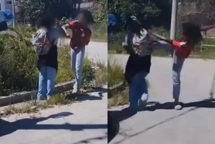 menina-de-13-anos-agride-colega-com-chutes-e-socos-na-saida-de-escola