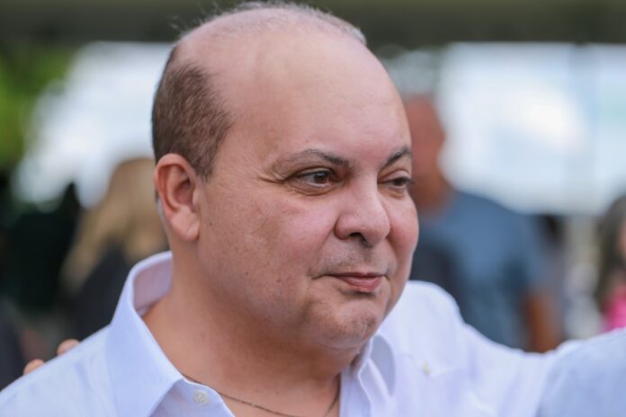 “e-tetra”:-ibaneis-rocha-comemora-titulo-do-flamengo-pela-libertadores