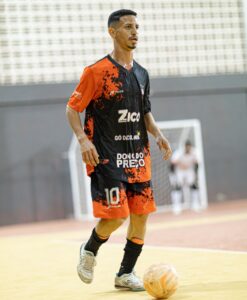 Bambz e Beijas decidem o título do campeonato de futsal de Alcobaça 26 IMG 20251124 WA0935