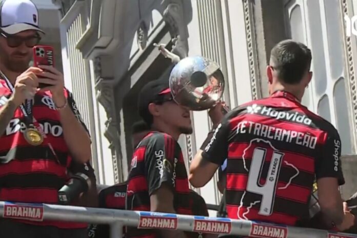 trofeu-da-libertadores-quebrado-pode-“amaldicoar”-o-flamengo.-entenda