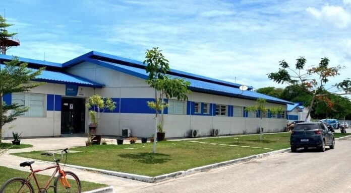 tentativa-de-fuga-e-descoberta-em-carceragem-de-porto-seguro;-27-presos-dividem-espaco-para-apenas-quatro