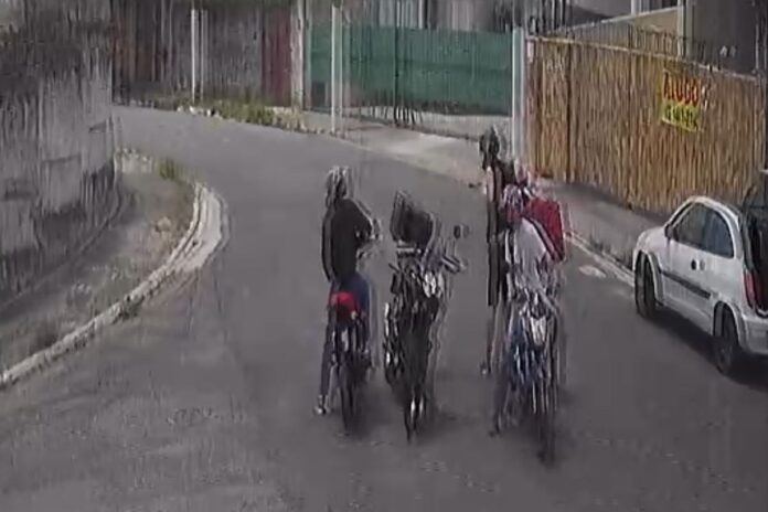 policial-aposentado-reage-a-assalto-e-mata-suspeito-na-zona-oeste