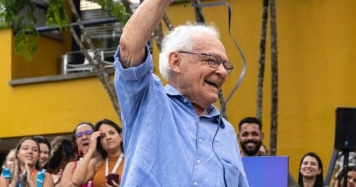 othon-bastos-e-homenageado-com-estrela-na-calcada-da-fama-da-globo