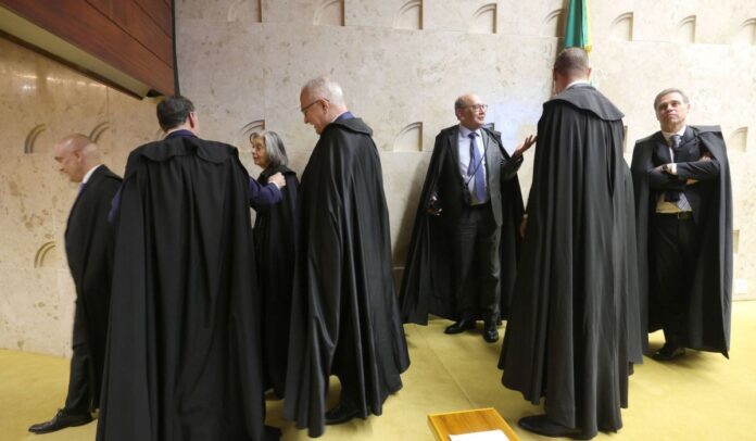 decisao-sobre-aposentadoria-por-invalidez-tem-reviravolta-e-stf-suspende-julgamento;-entenda