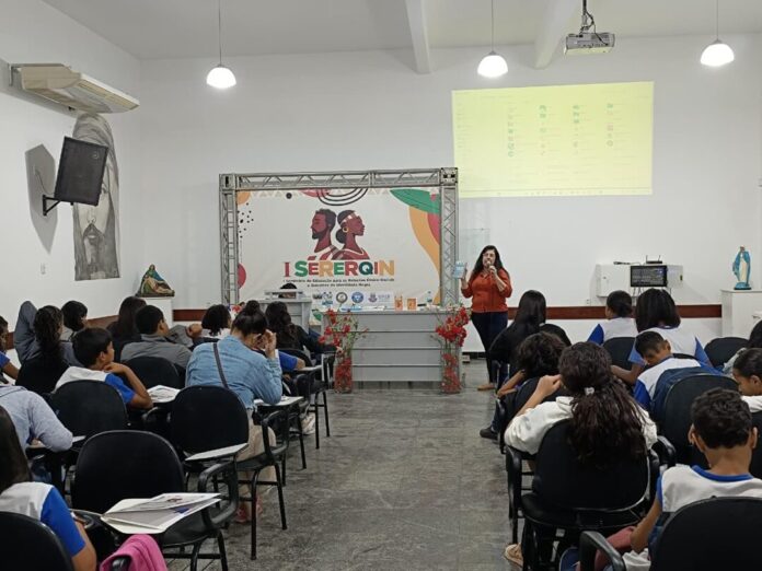 projeto-sererqin-2025-promove-reflexao-antirracista-por-meio-da-leitura-e-da-escrita-na-escola-manoel-cardoso-neto