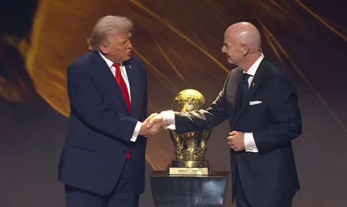 trump-ganha-‘premio-da-paz’-criado-pela-fifa