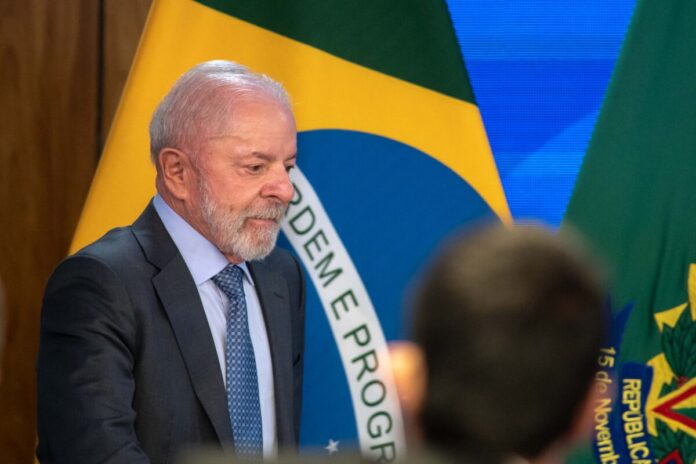 datafolha:-49%-aprovam-trabalho-de-lula-na-presidencia-e-48%-reprovam