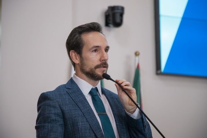 video:-secretario-de-politicas-publicas-divulga-programa-de-isencao-de-iptu-no-centro-historico-de-curitiba