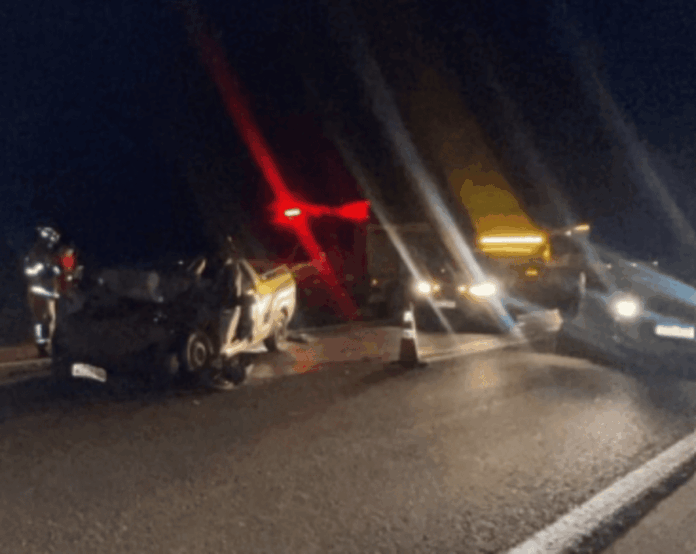 homem-tem-parada-cardiaca-apos-colidir-com-caminhao-em-estrada-do-df