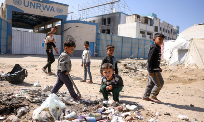 onu-alerta-para-‘apatia-global’-ao-lancar-campanha-humanitaria-para-2026