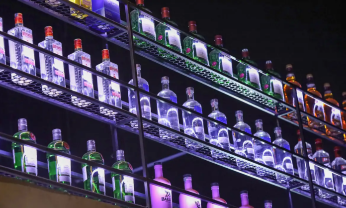 saude-encerra-grupo-de-crise-contra-intoxicacoes-por-metanol;-22-mortes-foram-confirmadas