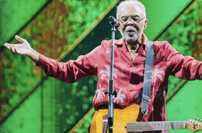 gilberto-gil-anuncia-show-em-salvador-para-ajudar-na-campanha-‘fica-gamboa’;-saiba-data