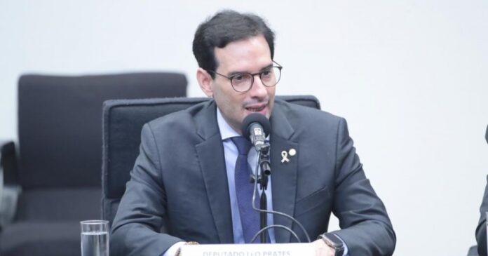 governo-lula-deve-apoiar-proposta-alternativa-de-leo-prates-que-estabelece-jornada-5×2-e-40-horas-semanais