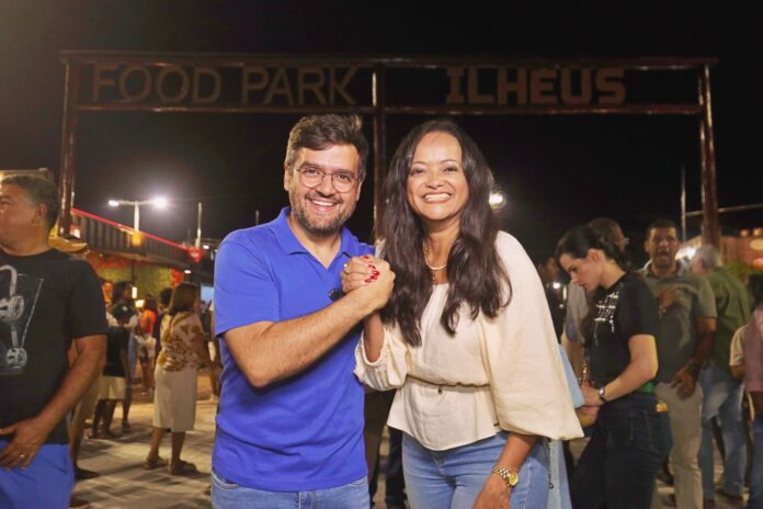 prefeito-valderico-junior-entrega-o-food-park,-novo-espaco-de-lazer-e-gastronomia-em-ilheus