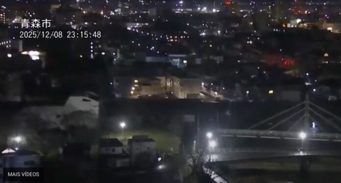 terremoto-de-magnitude-7,5-atinge-litoral-norte-do-japao;-30-pessoas-ficam-feridas