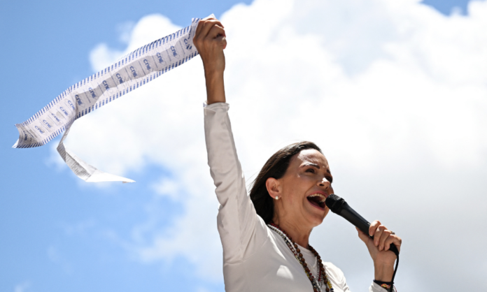 maria-corina-machado-viaja-a-oslo,-mas-nao-vai-participar-de-nobel-da-paz