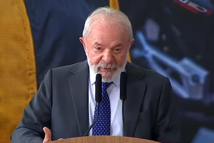 apos-confusao-na-camara,-lula-diz-que-quer-entregar-“pais-civilizado”