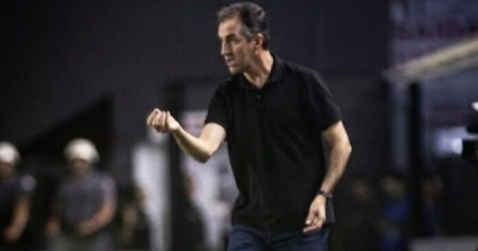 leo-conde-encerra-vinculo-com-ceara-apos-rebaixamento-para-a-serie-b