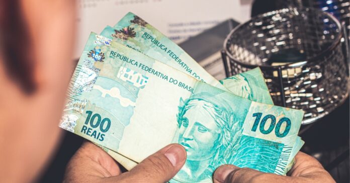 pib-da-bahia-cresce-2,2%-no-terceiro-trimestre-e-acumula-alta-de-2,7%-no-ano,-aponta-sei