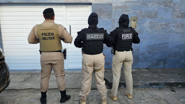 ‘operacao-silencio-quebrado’:-quatro-policiais-sao-presos-denunciados-por-execucao-em-cruz-das-almas