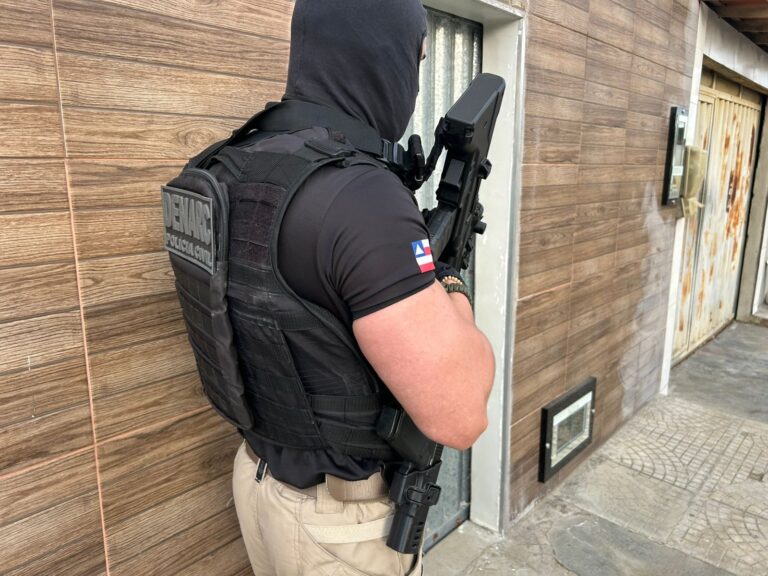 operacao-pandora-prende-suspeitos-com-armas-e-drogas-em-vitoria-da-conquista