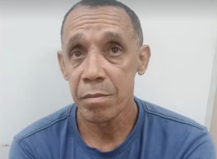 falso-policial-civil-e-preso-com-carro-clonado-durante-abordagem-da-pm-em-salvador