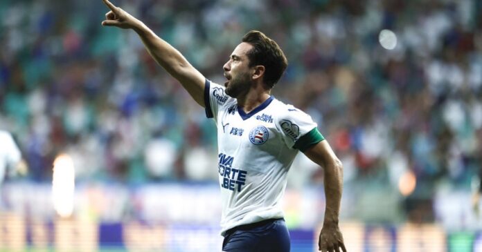 ele-fica!-bahia-anuncia-renovacao-de-everton-ribeiro