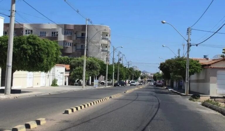 crianca-de-8-anos-desaparecida-e-encontrada-no-centro-de-guanambi