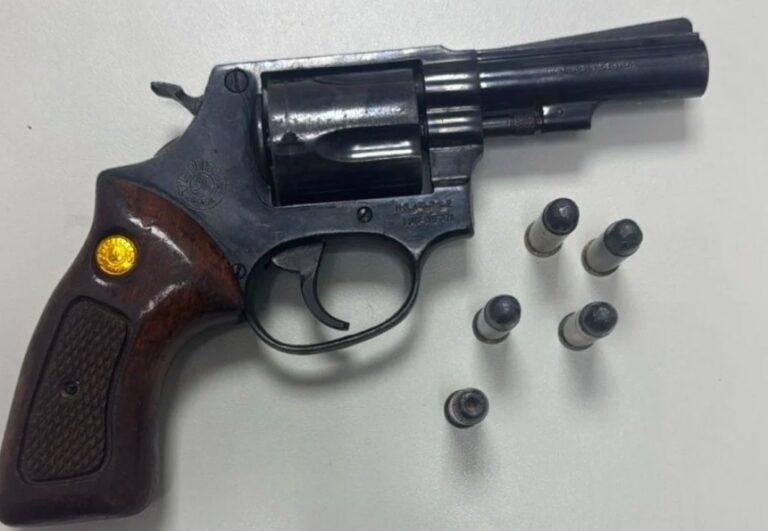 condenado-por-homicidio-e-preso-com-arma-de-numeracao-raspada-em-feira-de-santana