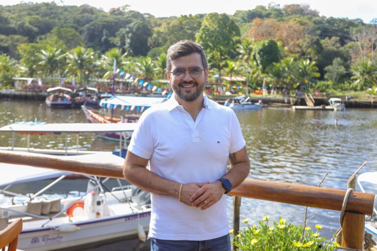 prefeito-de-ilheus-comemora-alta-no-turismo-com-aquecimento-na-economia-local-neste-inicio-de-2026