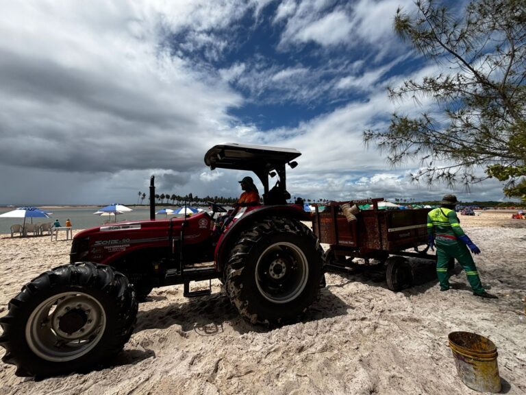 camacari-recolhe-279-toneladas-de-lixo-apos-festividades-de-fim-de-ano