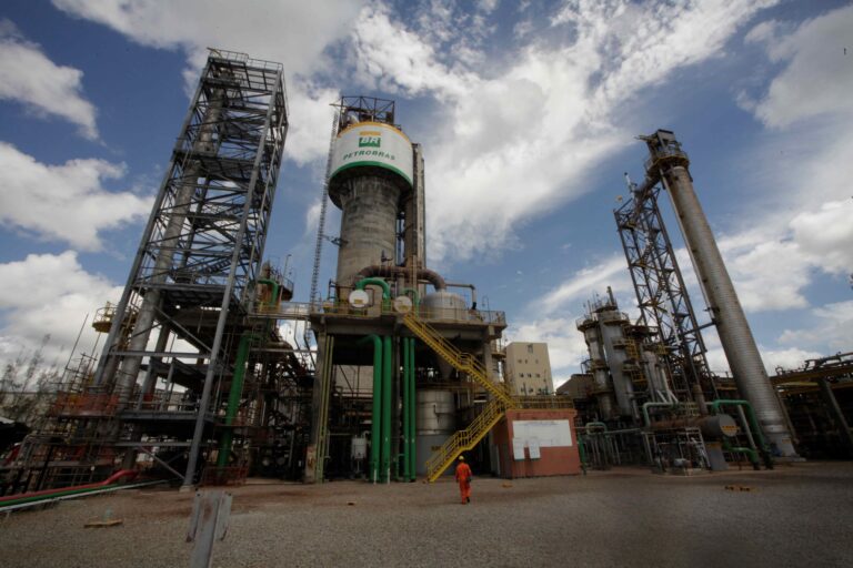 fafen-ba-reativa-producao-de-fertilizante-e-gera-empregos-diretos-na-industria-em-camacari