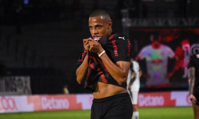 corinthians-e-derrotado-por-3-a-0-pelo-bragantino-no-campeonato-paulista