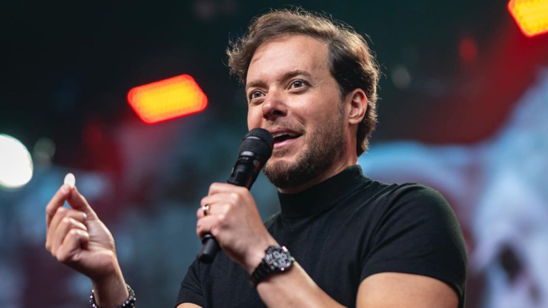 andre-valadao-confirma-encerramento-do-clava-forte-bank-e-nega-ligacao-com-banco-master