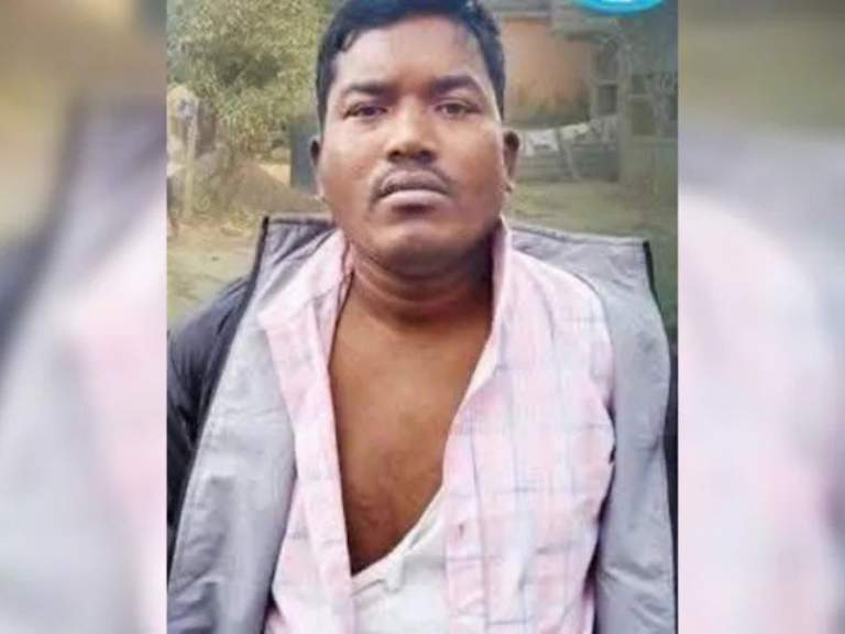 pastor-e-forcado-a-comer-esterco-e-beber-agua-de-esgoto,-na-india