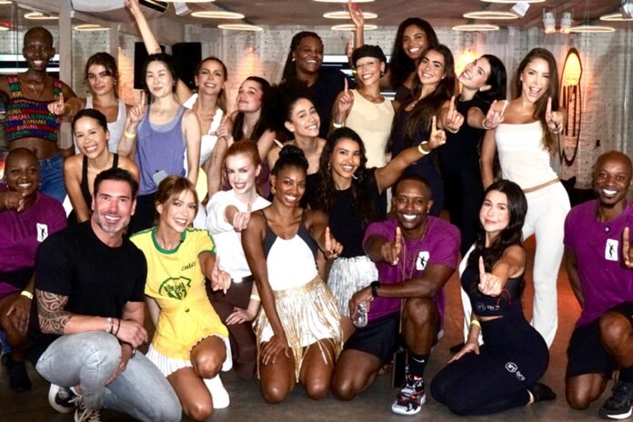 Ritmo Contagiante em SP: Aulão de Samba com Mestre de Sabrina Sato Atrai Famosas