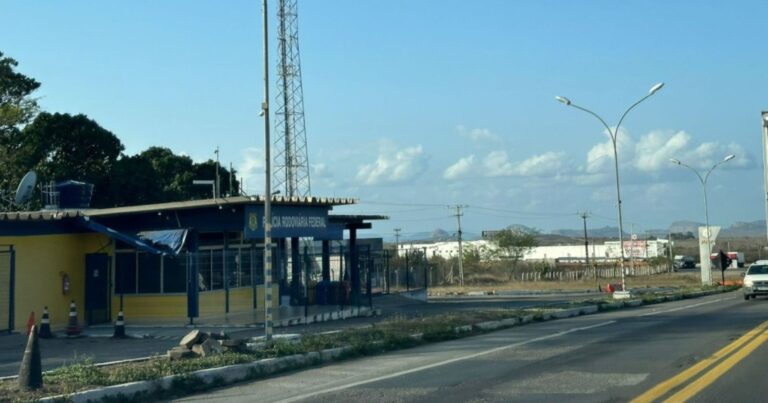 transito-segue-lento-depois-operacao-da-prf-na-br-116,-no-trecho-entre-milagres-e-itatim