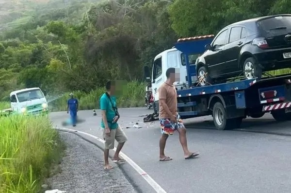 casal-morre-em-colisao-entre-motocicleta-e-caminhao-em-coracao-de-maria