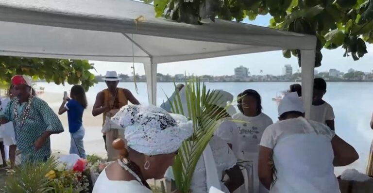 ilheus-celebra-iemanja-com-alvorada,-cortejo-maritimo-e-programacao-cultural-neste-2-de-fevereiro
