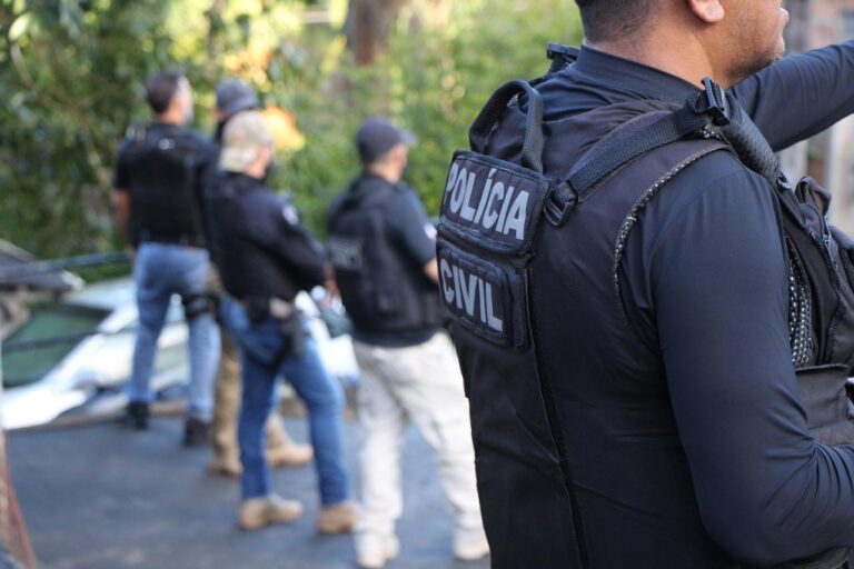 mulher-e-presa-apos-incendiar-casa-da-propria-filha-e-ameacar-conselheira-tutelar-em-belmonte